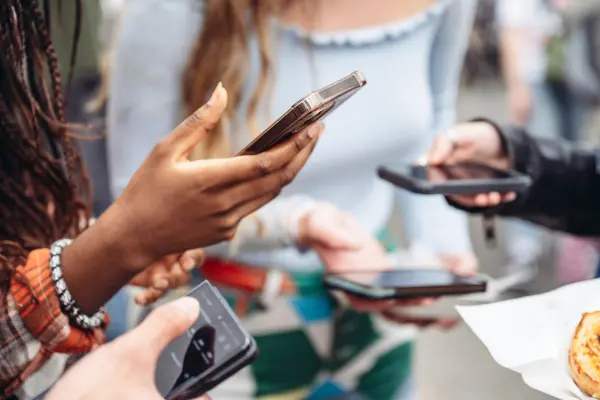 TikTok ou Instagram: Qual Rede Social é Melhor para Crescer?